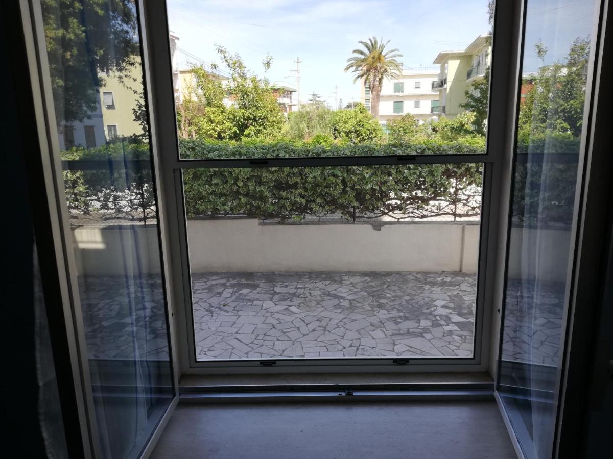 Viola Apartment Gaète Extérieur photo
