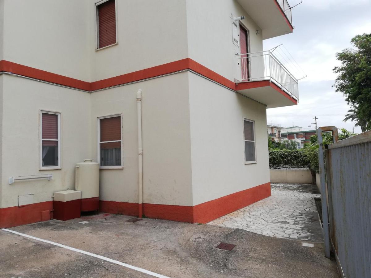 Viola Apartment Gaète Extérieur photo